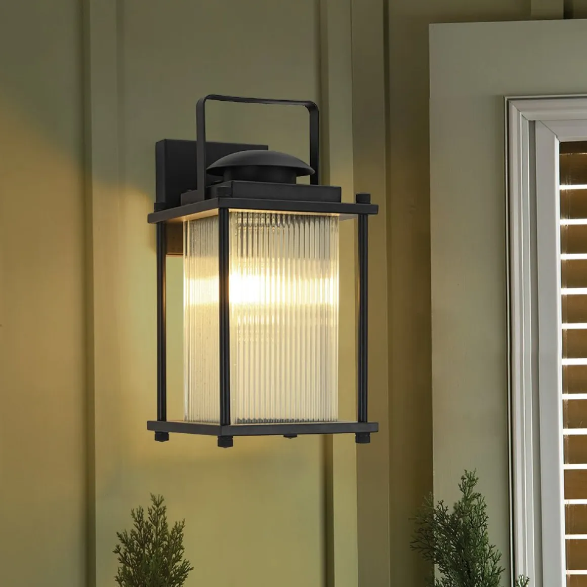 IP23 Black Ribbed Glass Square Outdoor Wall Lantern