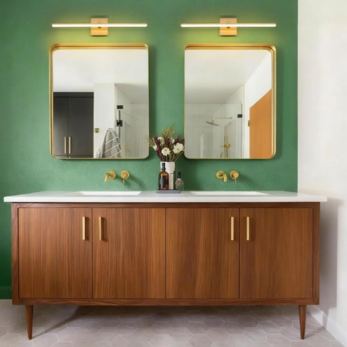 Minimalist Dimmable LED Linear Vanity Sconce Picture Light