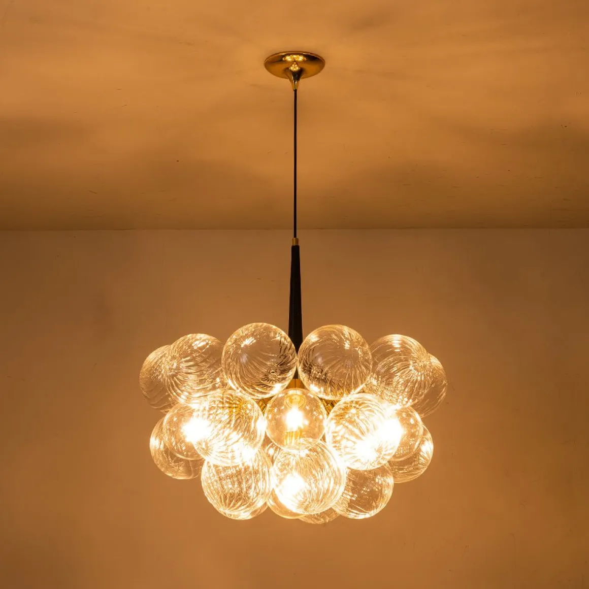 Modern Cluster Ribbed Glass Globe Bubble Chandelier