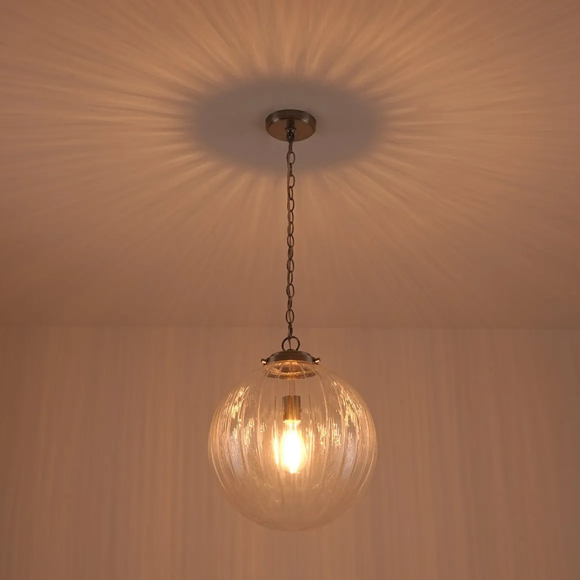 Modern 1-Light Clear Ribbed Glass Globe Pendant