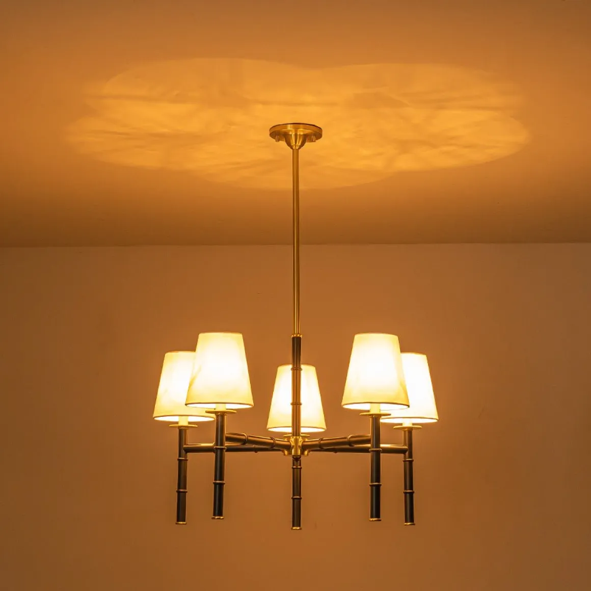 (OpenBox) Vintage Chic 5-Light White Linen Shade Chandelier